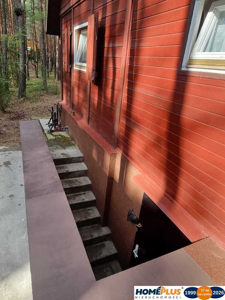 Domek letniskowy w lesie blisko rzeki i Zegrza.