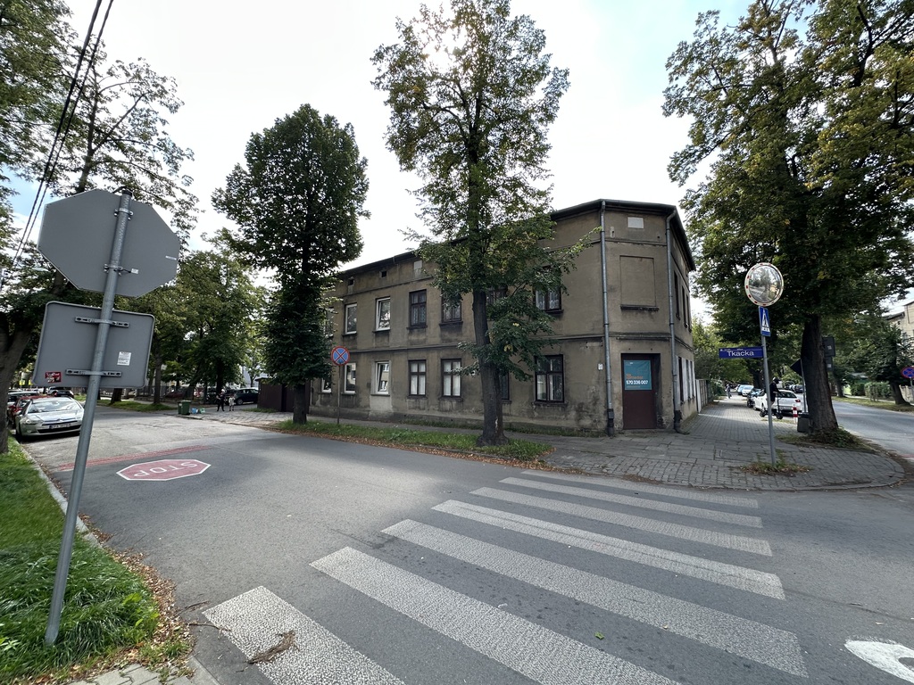 Narożna kamienica w Pabianicach - 290 m²