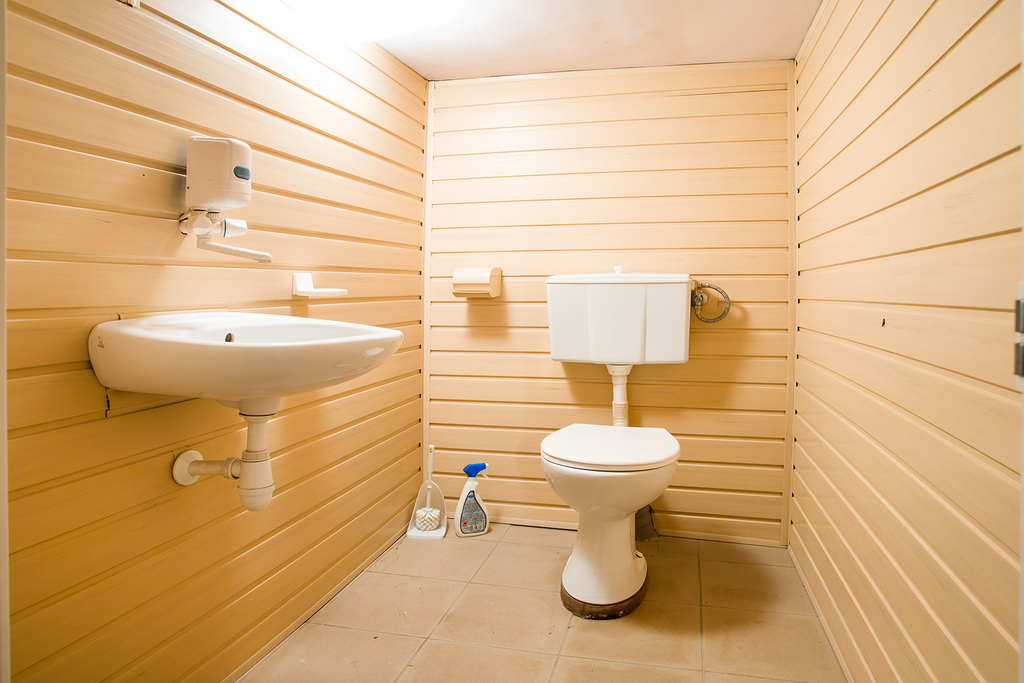 Komfortowy bliźniak 90 m² z działką w Ostrowcu