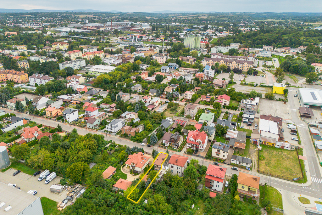 Komfortowy bliźniak 90 m² z działką w Ostrowcu