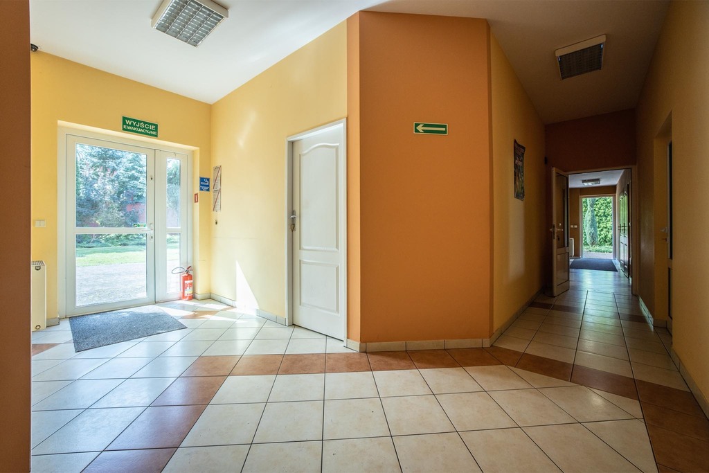 Obiekt usługowy 589m2 | Działka 2292m2