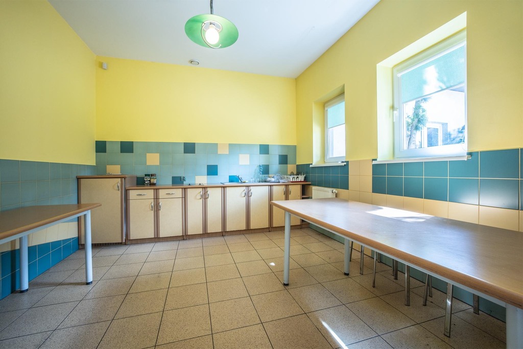 Obiekt usługowy 589m2 | Działka 2292m2