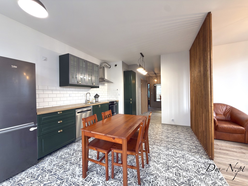 3 pokoje | 2 łazienki | balkon | Centrum