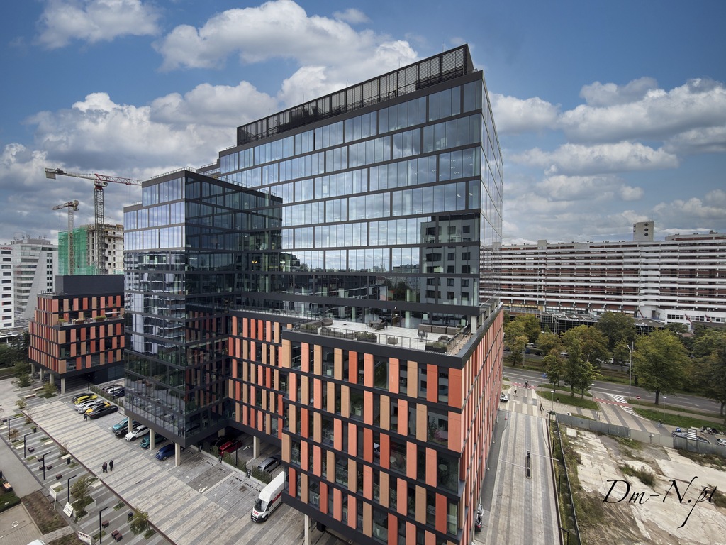 3 pokoje | 2 łazienki | balkon | Centrum