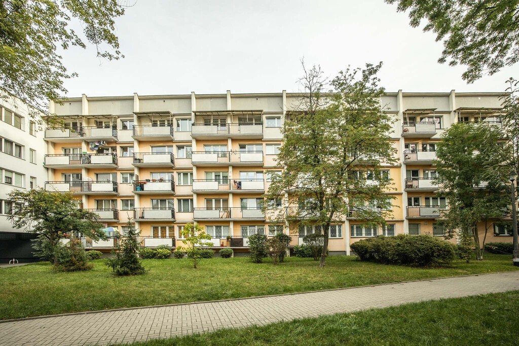 Słoneczne studio z balkonem blisko ASP