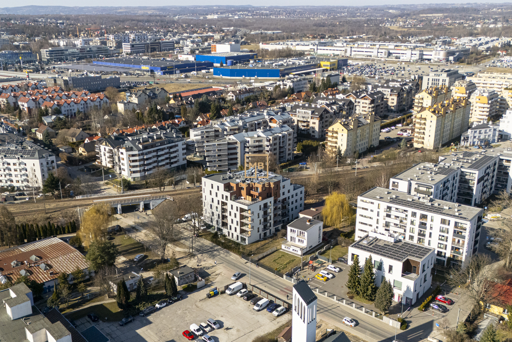 Nowe wykończone trzypokojowe z dużym tarasem