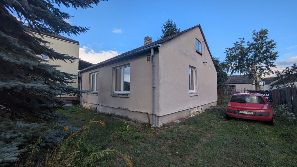 Siedlisko 35 arów z zabudowaniami | Mełgiew