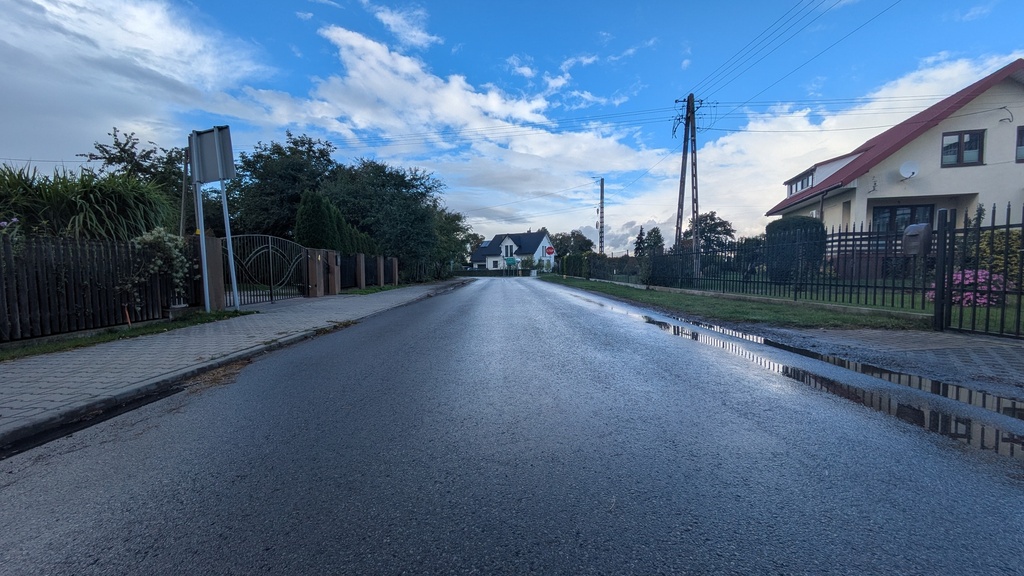 Siedlisko 35 arów z zabudowaniami | Mełgiew