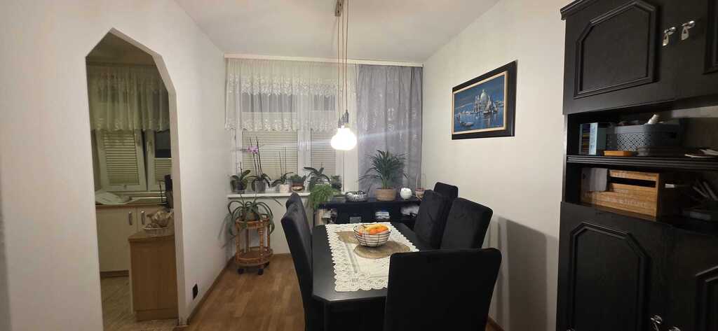 3 pokoje , 70,5 m², Balkon, Klimatyzacja