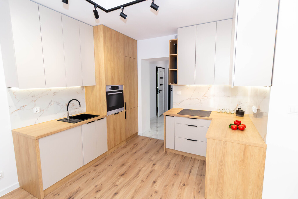 Mieszkanie po remoncie - kuchnia, 3 pokoje 2 piętro 54m2