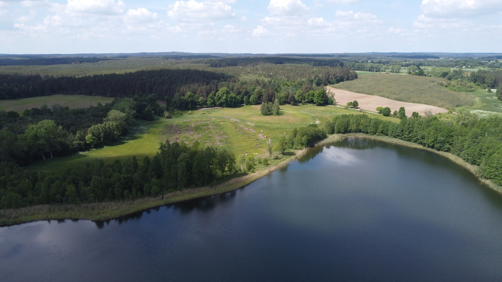 Działka bud.1501m2,obr.Piława,przy J.Łąkie,las.