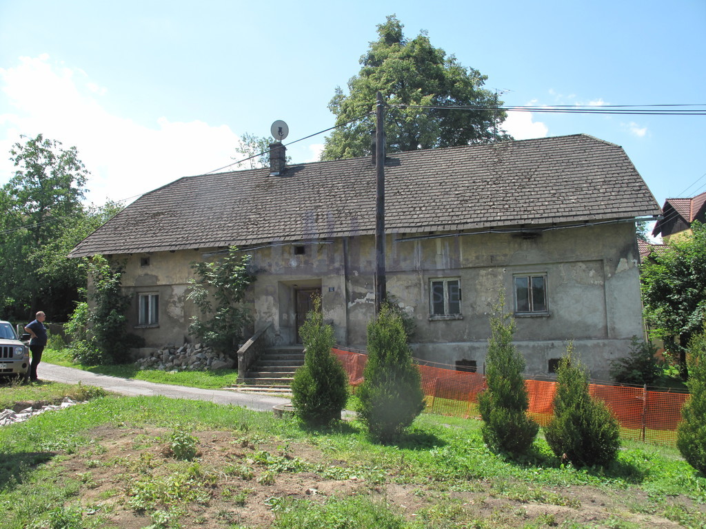 Dom z potencjałem i projektem w Cisownicy Beskidy