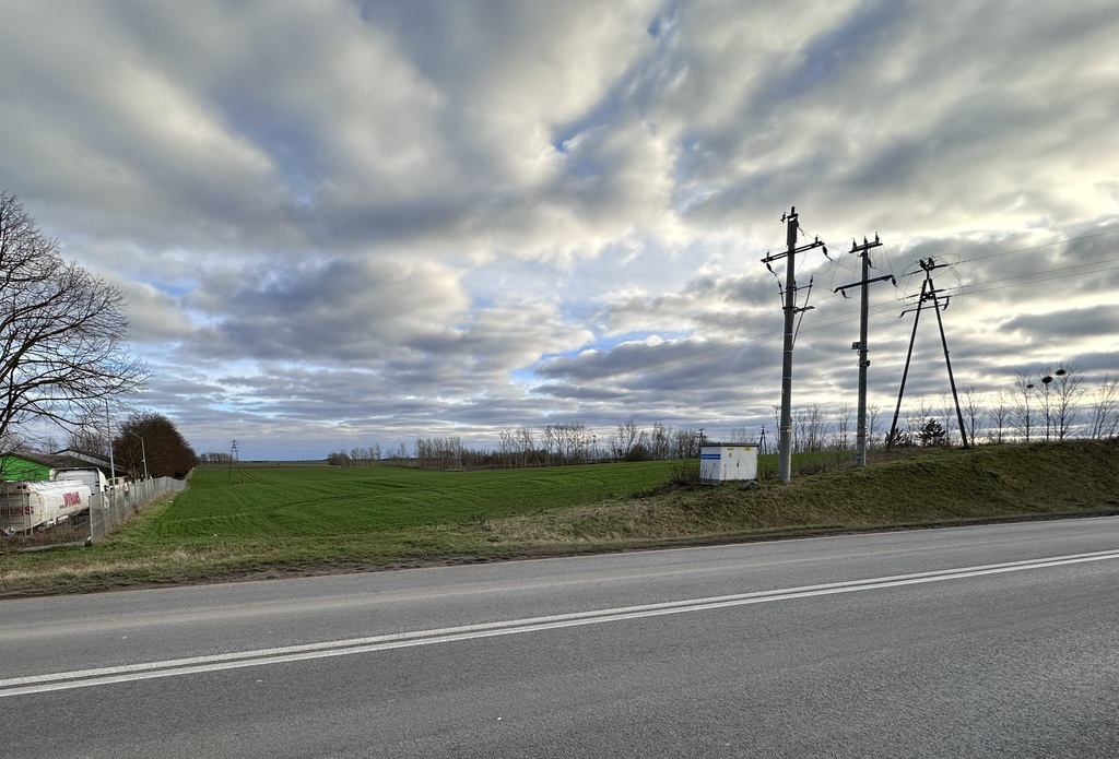 4,49 ha Kołbaskowo pod usługi, magazyny, składy