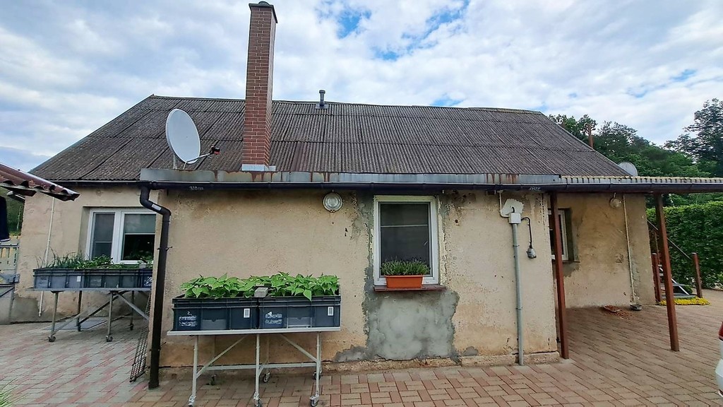 Gospodarstwo, działka 9300m2, Dom 91 m2 + budynki