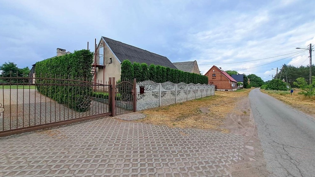 Gospodarstwo, działka 9300m2, Dom 91 m2 + budynki