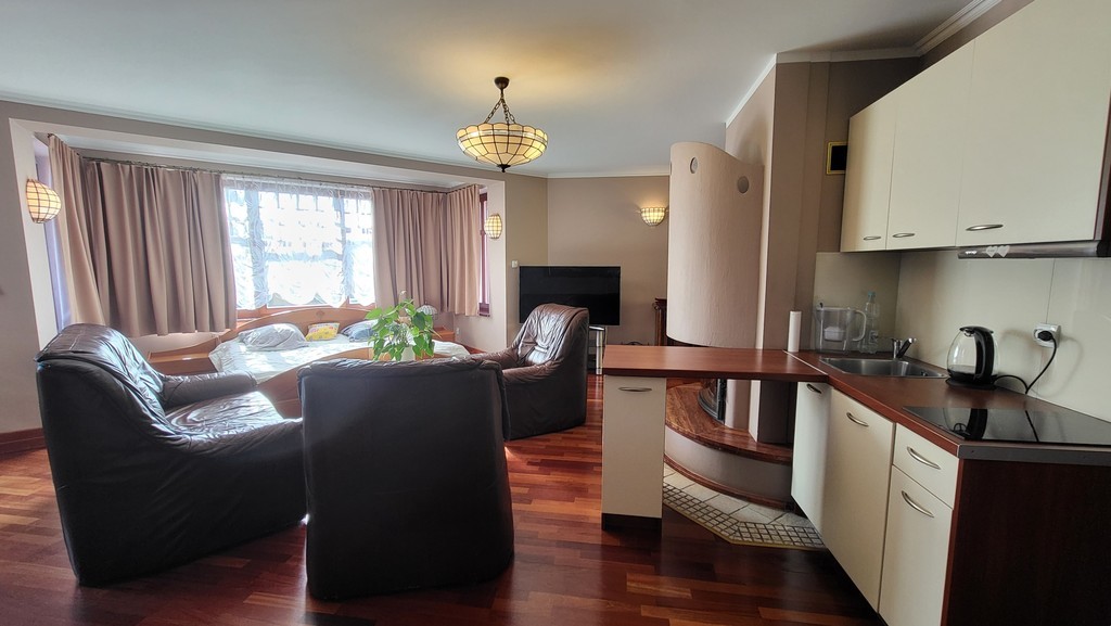 Duży apartament/mieszkanie 50 m od morza  w Rewalu