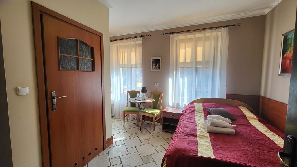 Duży apartament/mieszkanie 50 m od morza  w Rewalu