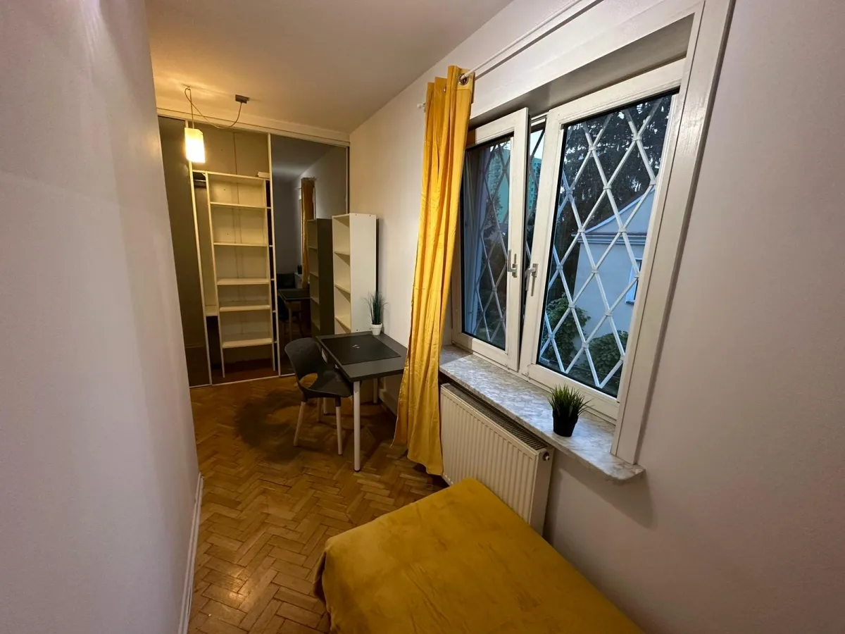 Pokój jednoosobowy #10 przy ul. Wita Stwosza 17a [DLA MĘŻCZYZN]