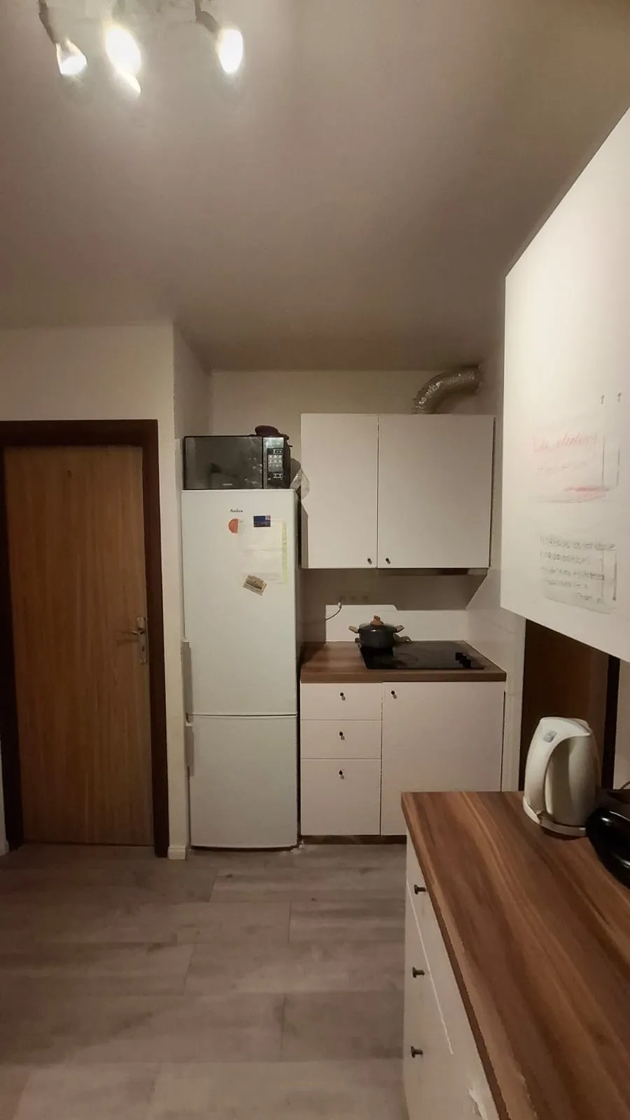 Pokój jednoosobowy #4 przy ul. Na Uboczu 18