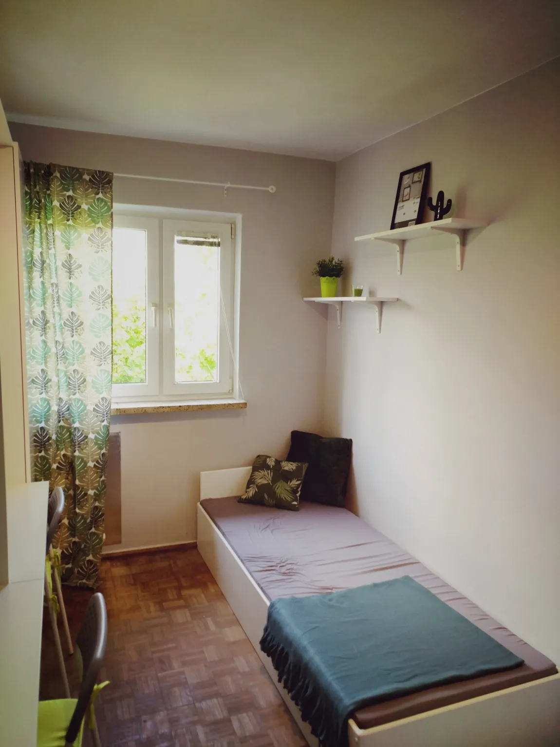 Pokój dwuosobowy #1 przy ul. Czerniakowskiej 38