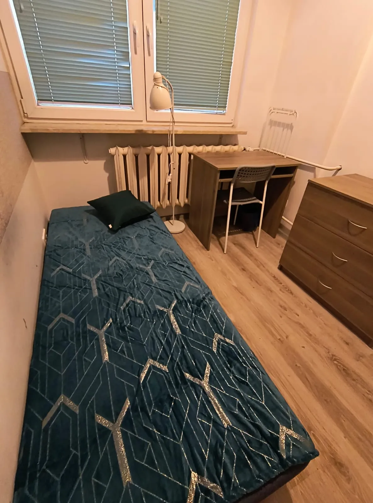 Pokój jednoosobowy #4 przy ul. Kinowej 23