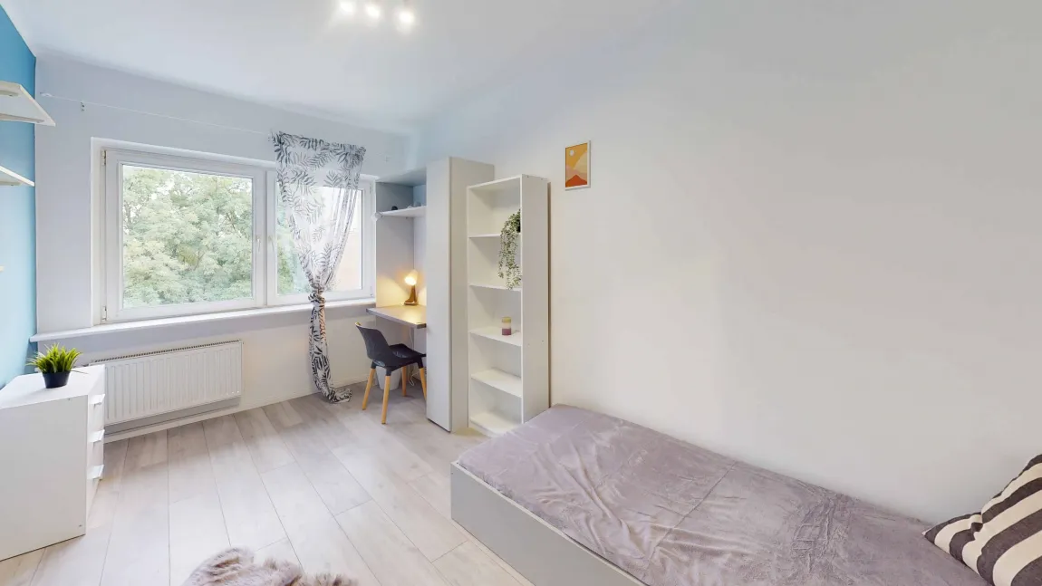 Pokój jednoosobowy #4 przy ul. Olbrachta 15b