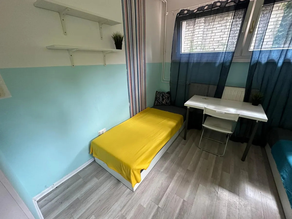 Pokój dwuosobowy #2 przy ul. Wita Stwosza 17b [DLA KOBIET]