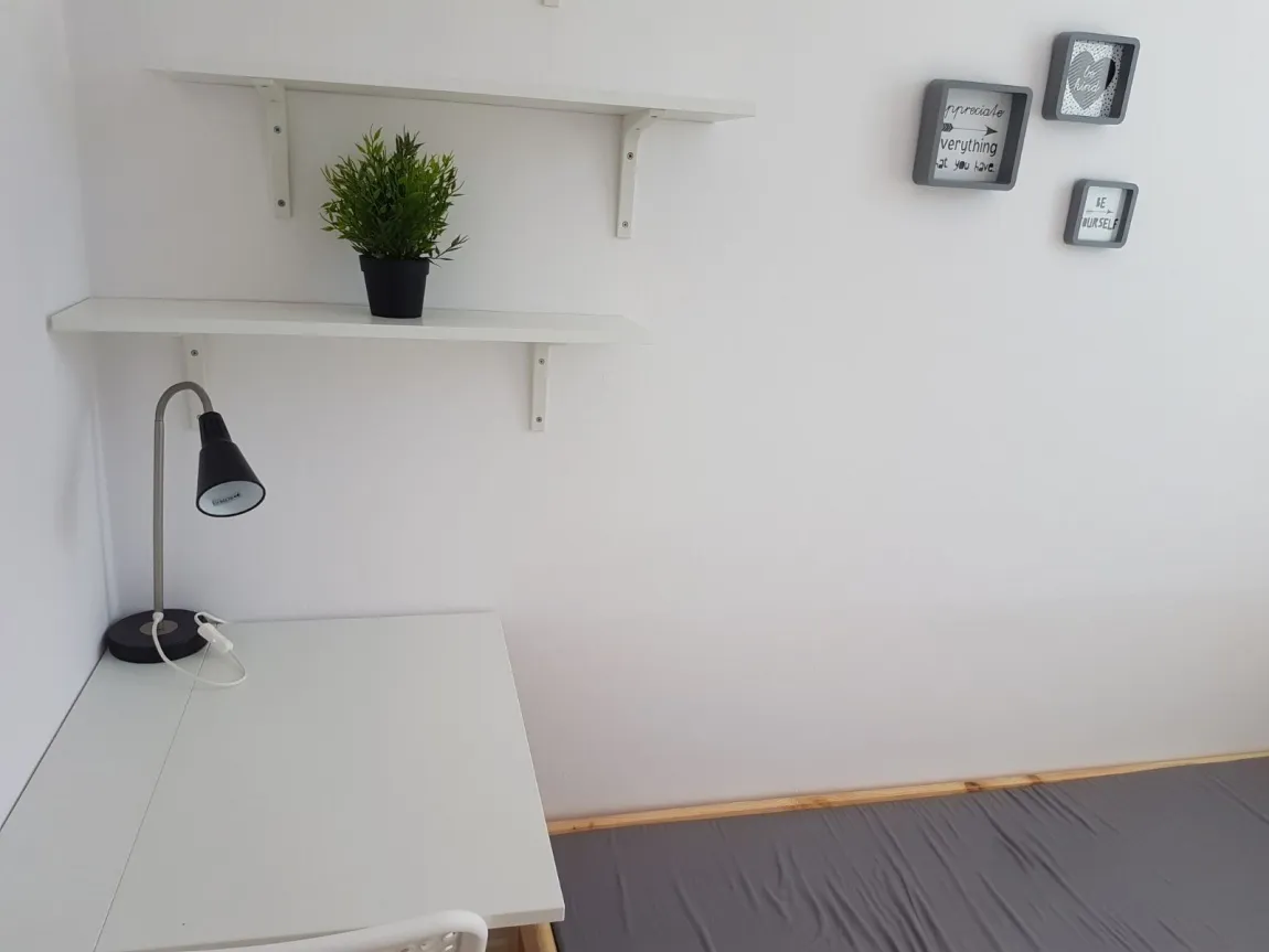Pokój #6 przy Pod Lipą 8