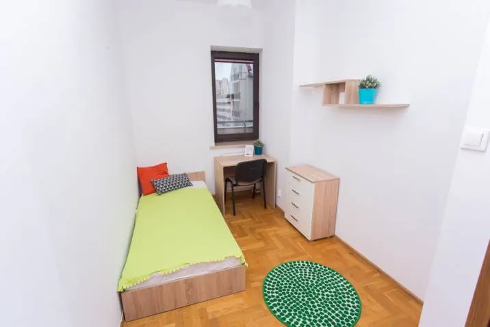 Pokój jednoosobowy #3 przy ul Pod Strzechą 4/12