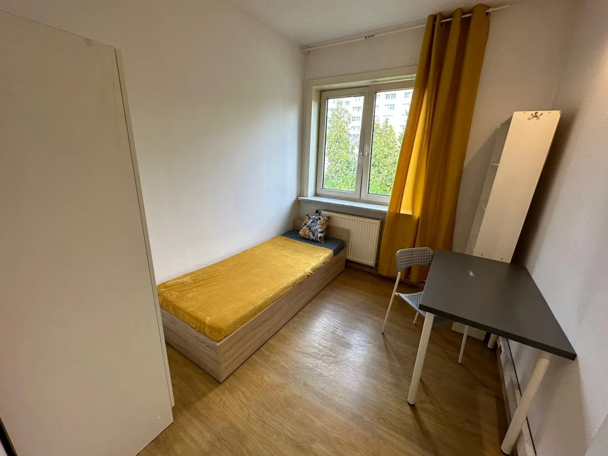 Pokój jednoosobowy #9 przy ul. Wita Stwosza 17a [DLA MĘŻCZYZN]