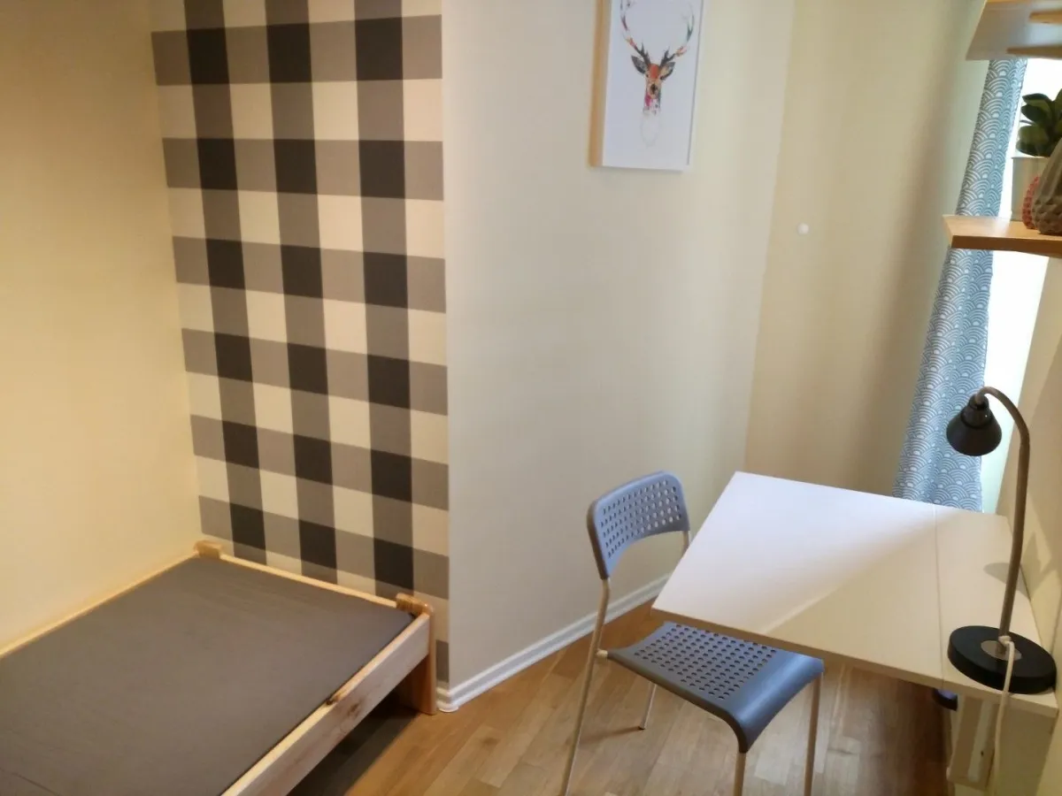 Pokój jednoosobowy #3 z balkonem przy ul. Gwiaździstej 15A