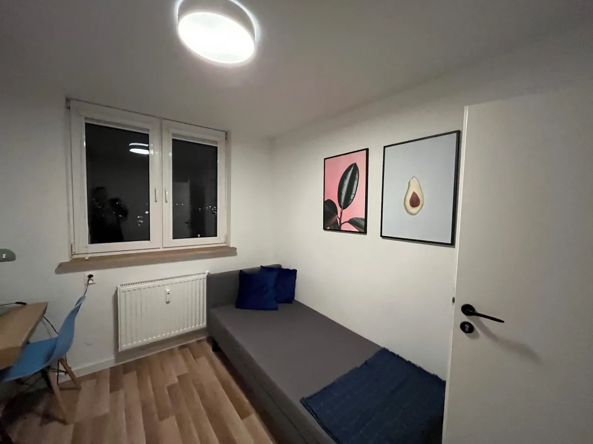 Jednoosobowy pokój #1 przy ul. Remiszewskiej 18